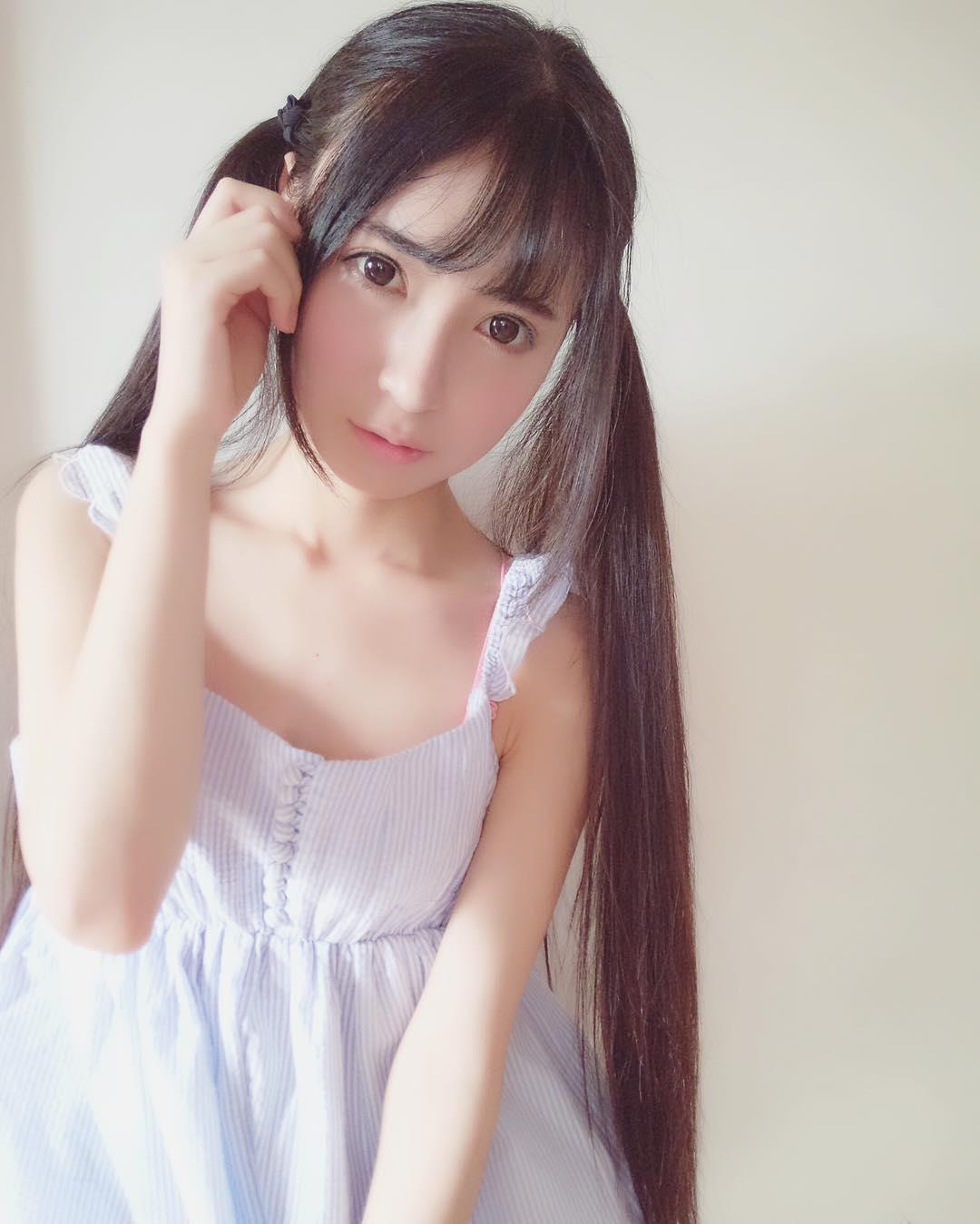 百变风格自拍甜美可爱大眼小萝莉,漂亮精怪!