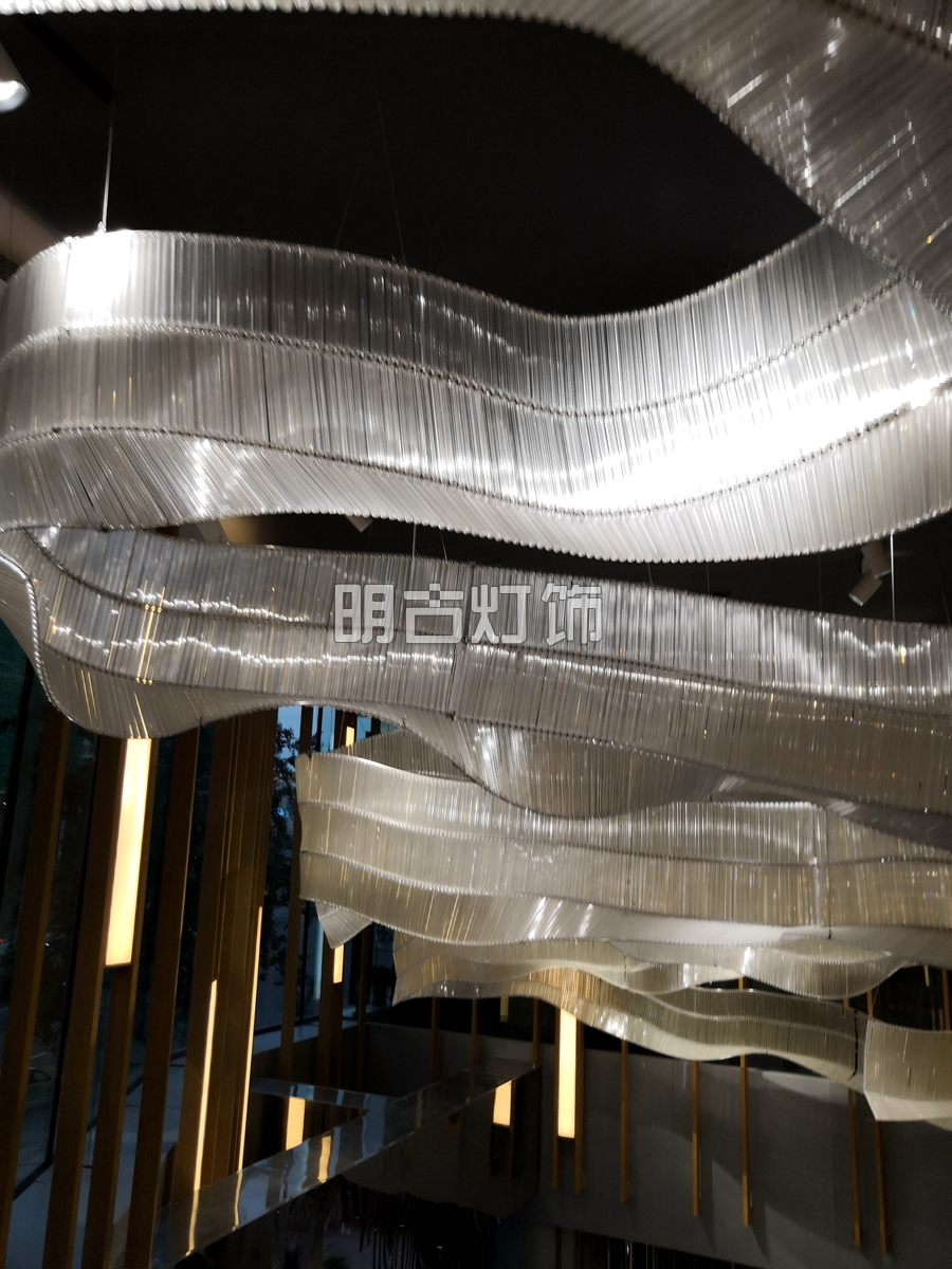 定制创意飘带灯演绎浪漫时光