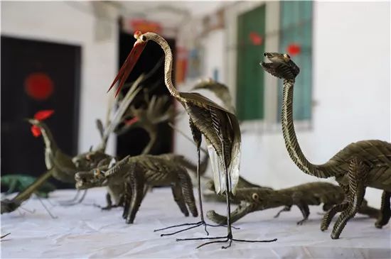 彭山黎明贵糖画棕编做传统手艺守护人