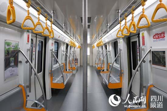 南非友人上任地铁司机