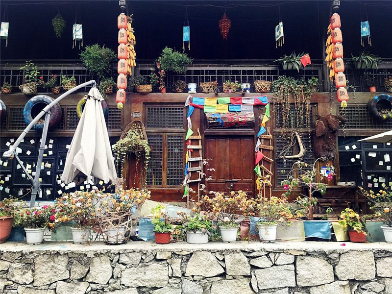 貢嘎雪山下有座古樸小鎮，三面環山地勢險要，因海螺溝冰川知名 旅遊 第3張