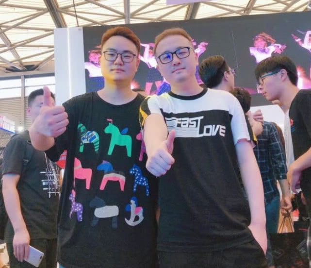 德云色元气磕头认错,只因说错一句话,笑笑:这已经触及我的底线