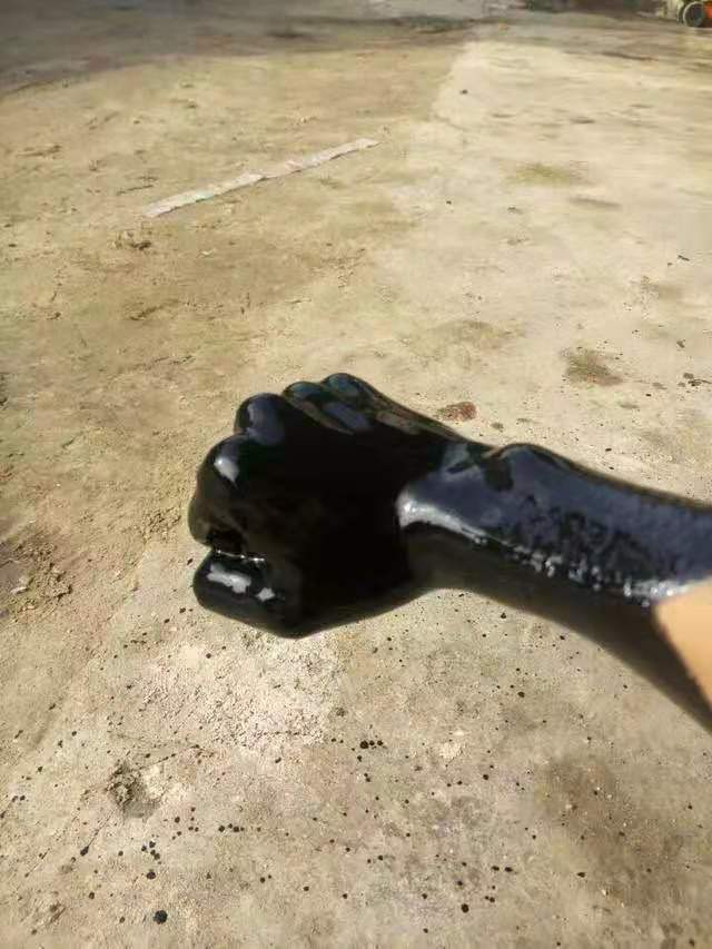 对你竖起大拇指的人不一定是在夸你还有可能再用意大利炮瞄你