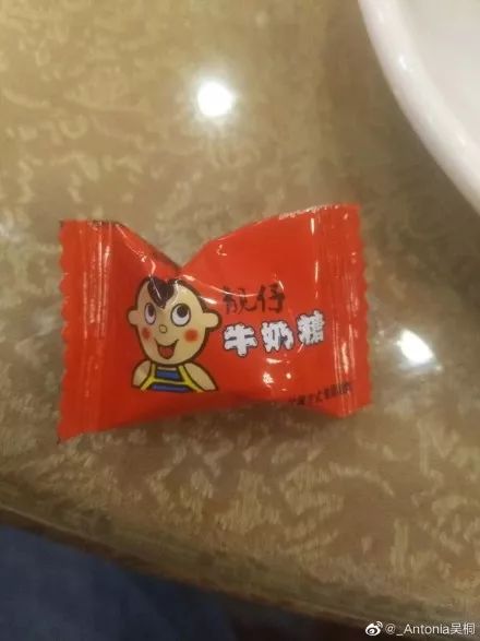 本场最佳:清场了解一下▼一颗有声音的奶糖▼嗯?王老吉的妹妹吗?