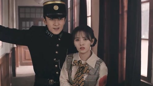 林九歌和女子监狱的青雕一起劫狱,导致了监狱暴乱,龙天羽带队镇压,亲