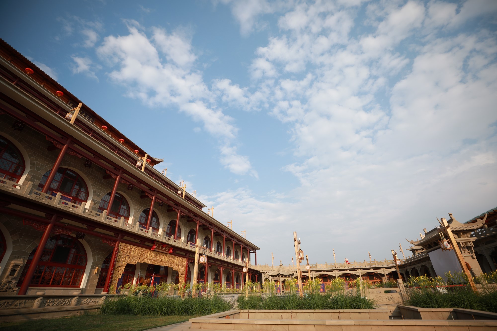 网红桥避暑洞玻璃栈道佳县这个大美石窑太美了