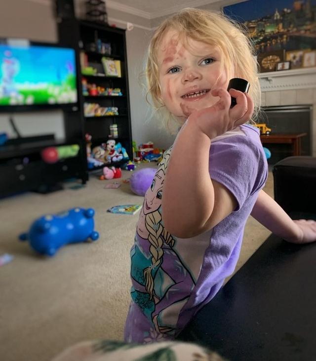 搞笑组图20个令人崩溃的熊孩子你们真是上天赐予的礼物吗