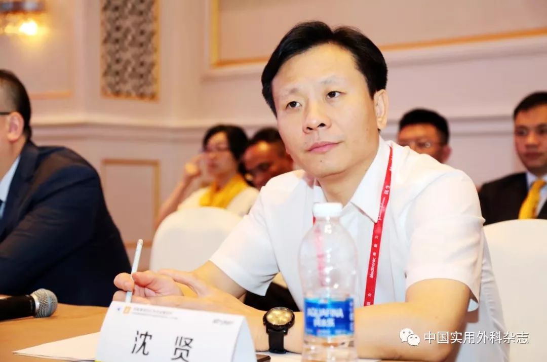 和南昌医科大学第一附属医院胃肠外科主任揭志刚教授主持了有关讨论