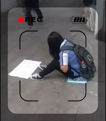 皇叔街出现的这位,今天转战到这里!_石首