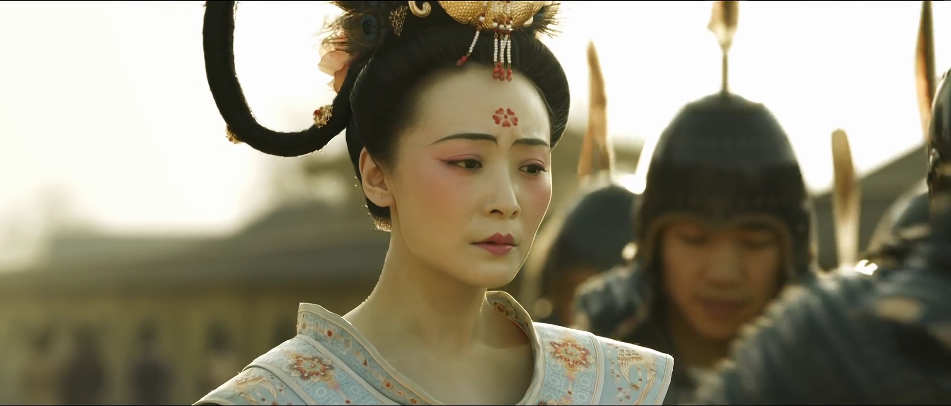 长安十二时辰之女配鱼肠寸头凶狠而她香艳妩媚