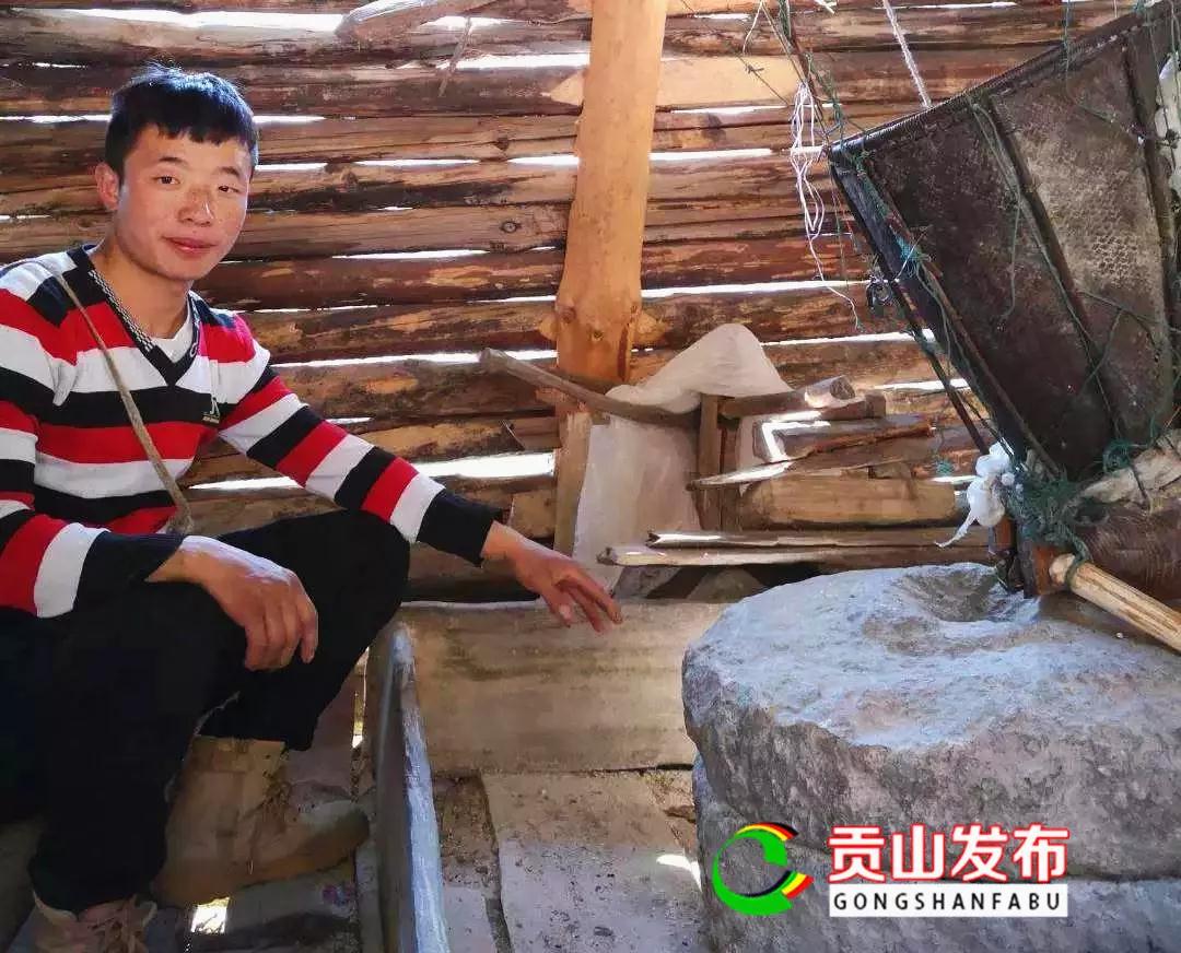 奋斗正当时青春追梦人迪政当独龙族小伙白忠平