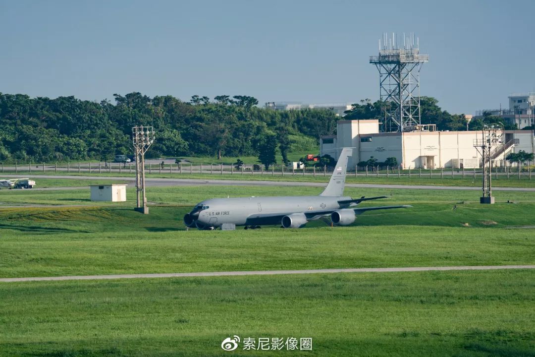 索尼抱著索尼新發布的鏡頭週末去空軍基地能拍到什麼