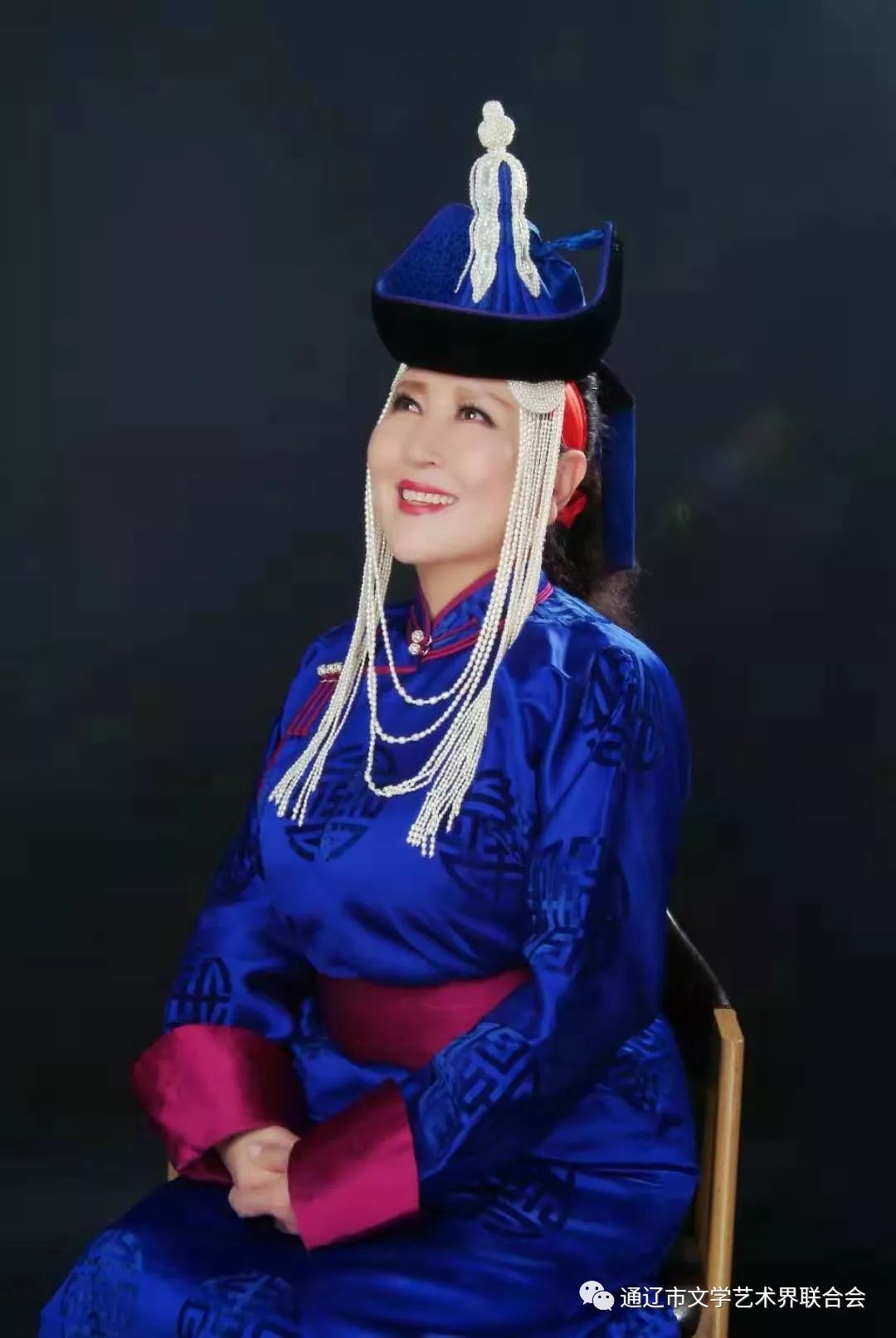 新疆籍歌手图片