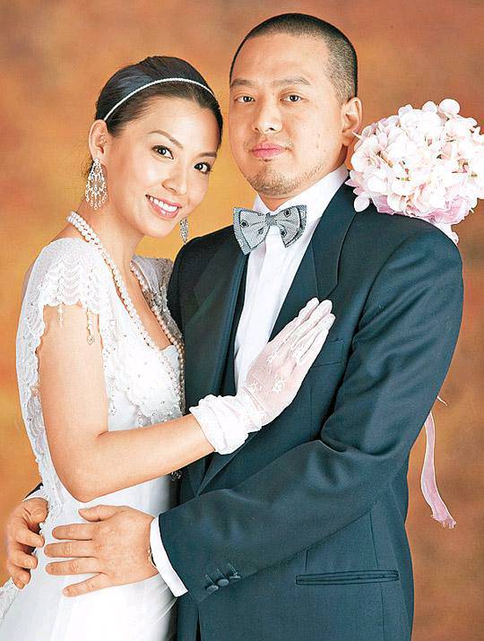 原创陈炜终于结束7年单身与男友坠入爱河年龄差不是问题