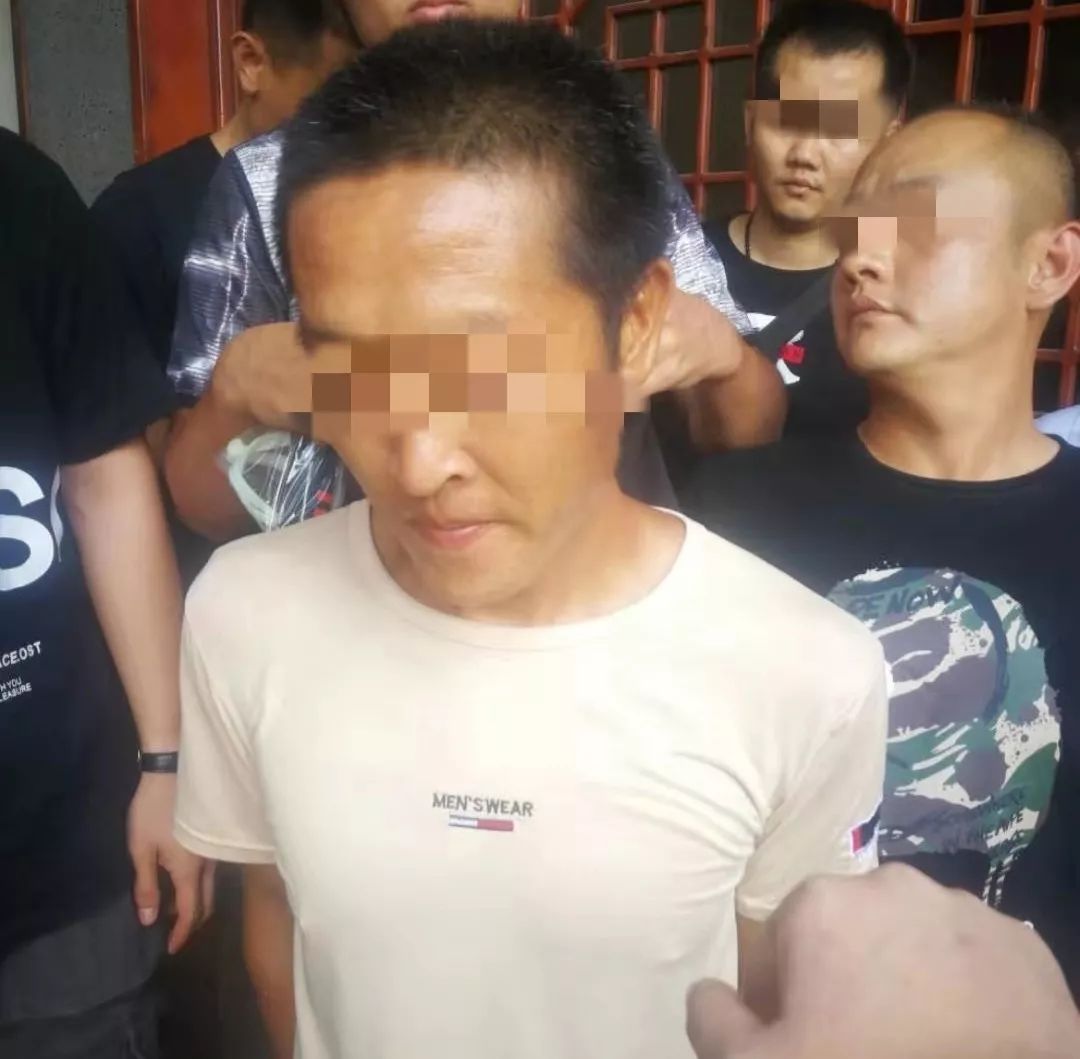 王光才澄迈警方温馨提醒,打击黑恶势力,人人有责.
