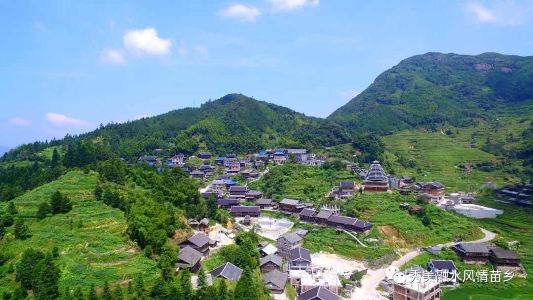 融水县四荣乡荣地村拟入选"第一批全国乡村旅游重点村"