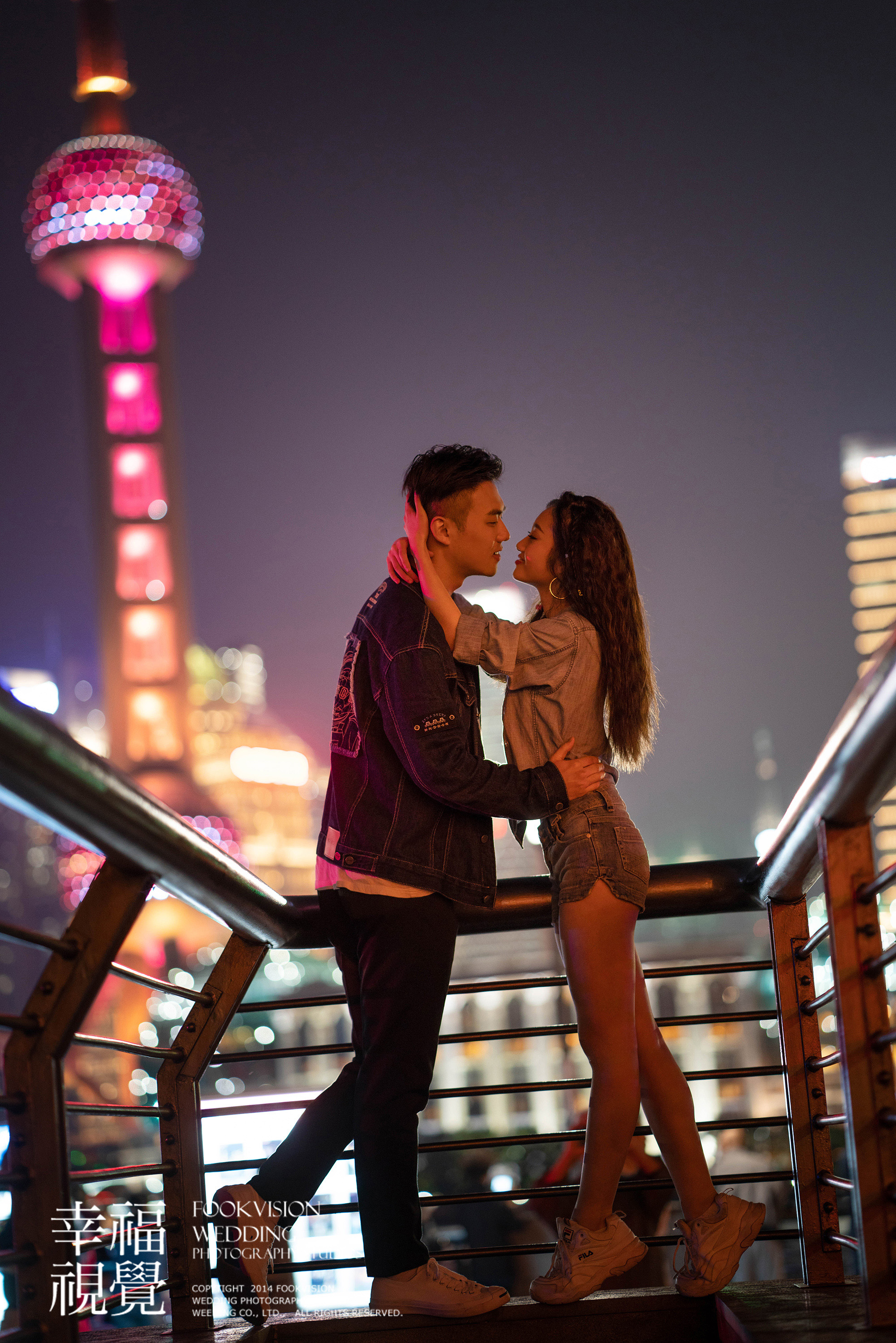 上海东方明珠夜景婚纱摄影 fookvision