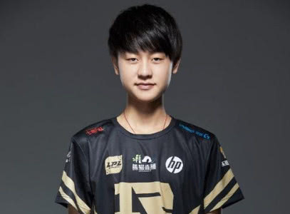 英雄联盟rng辅助叫什么你只知道叫小明那你知道真名吗