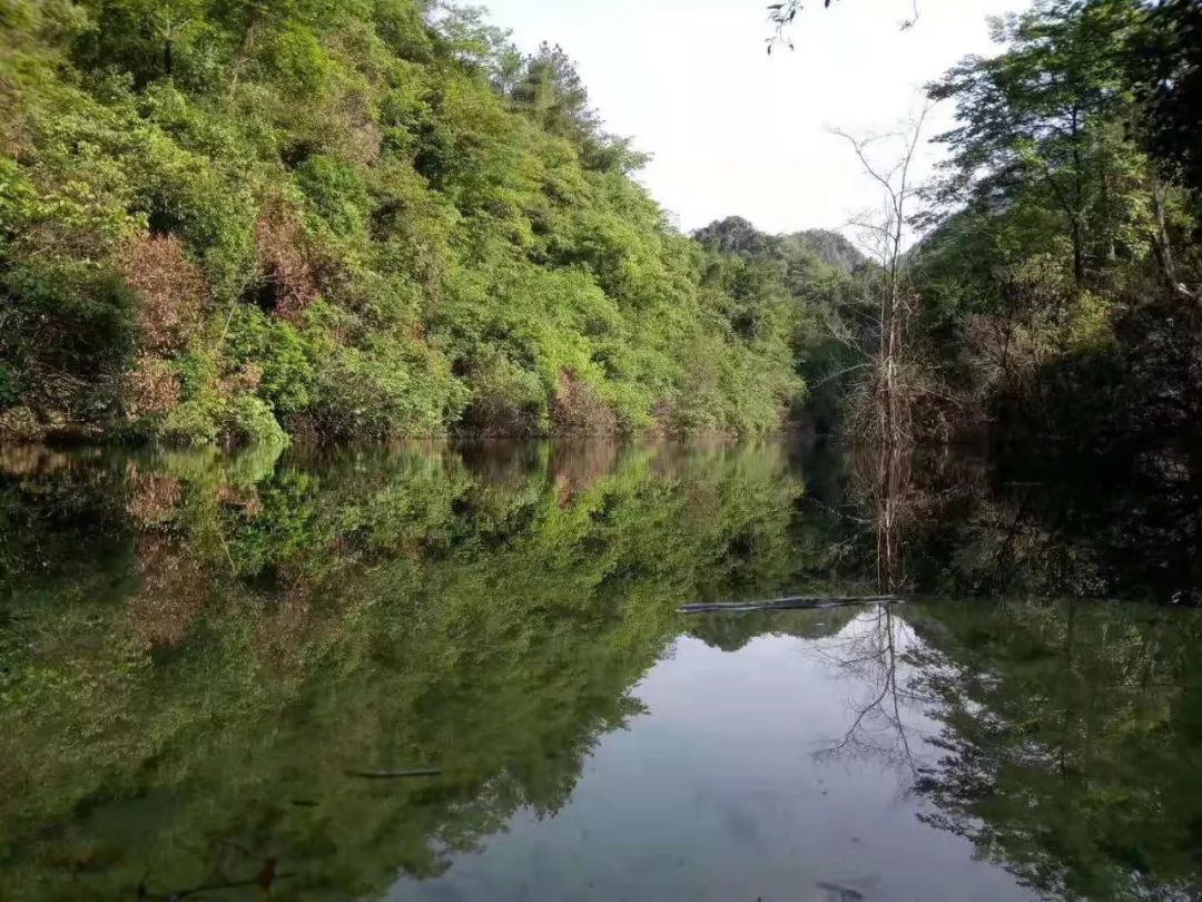 在热到脑壳发昏的绵阳你与浪人只差一个价格不过百的清沟漂流