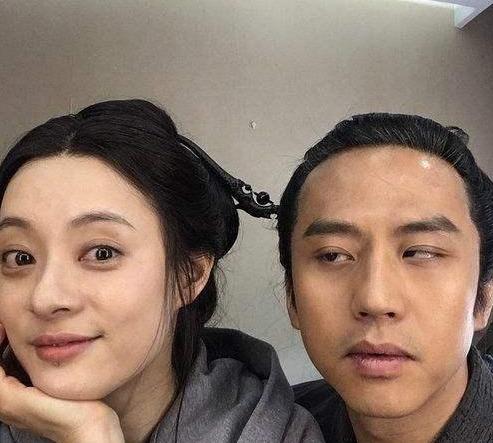 孙俪被鹿咬成表情包邓超功不可没可我却羡慕他们的小爱情