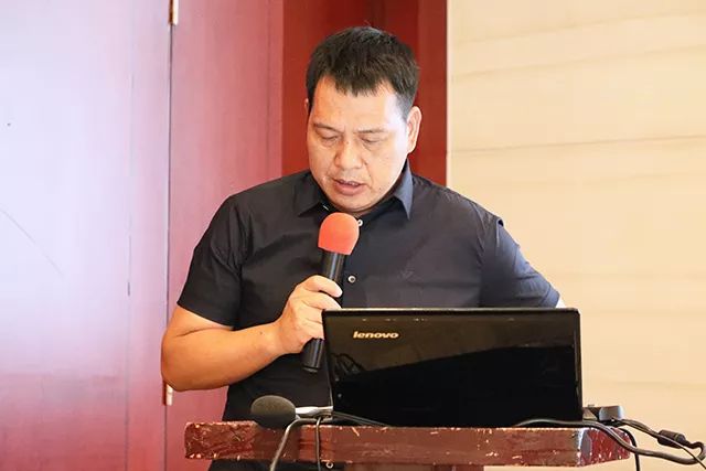 在听取观印象总经理王威先