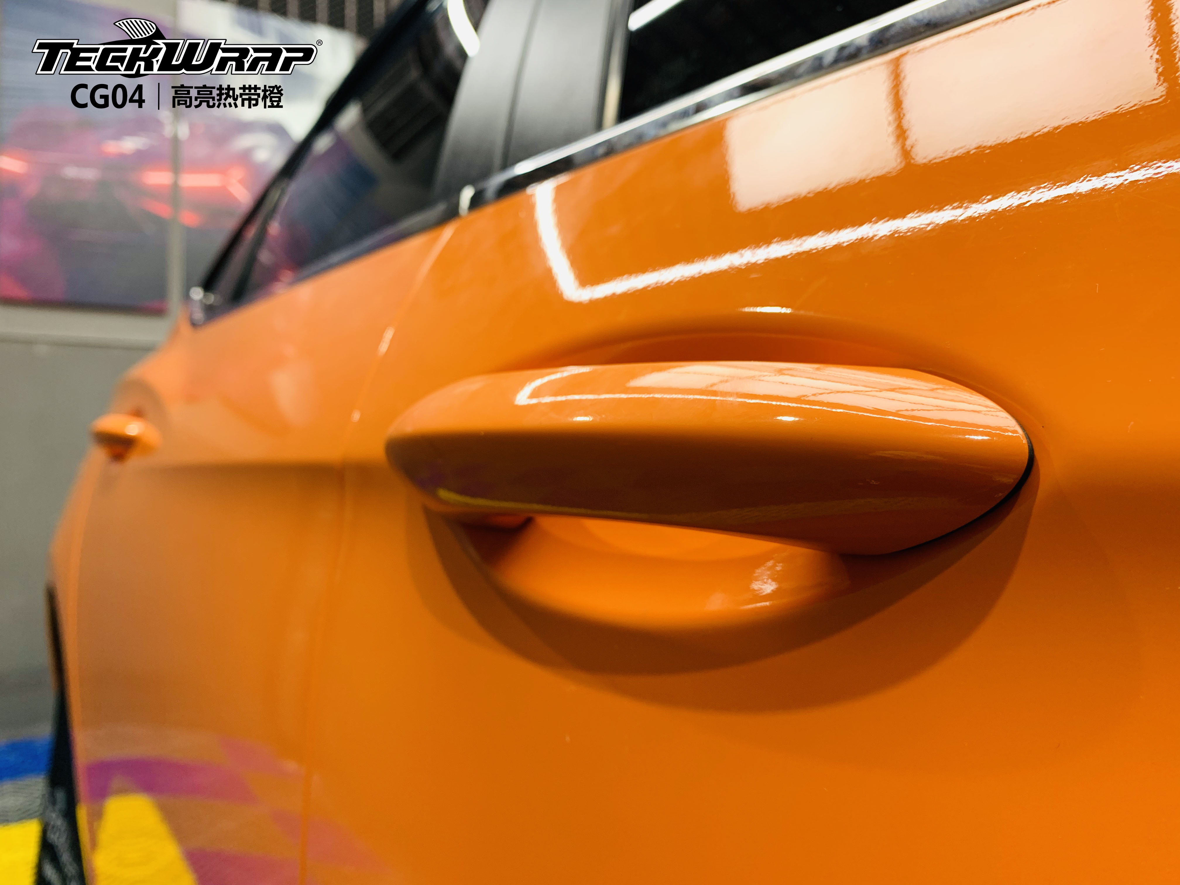 别克威朗汽车改色贴膜teckwrap美国秃鹰cg04高亮热带橙