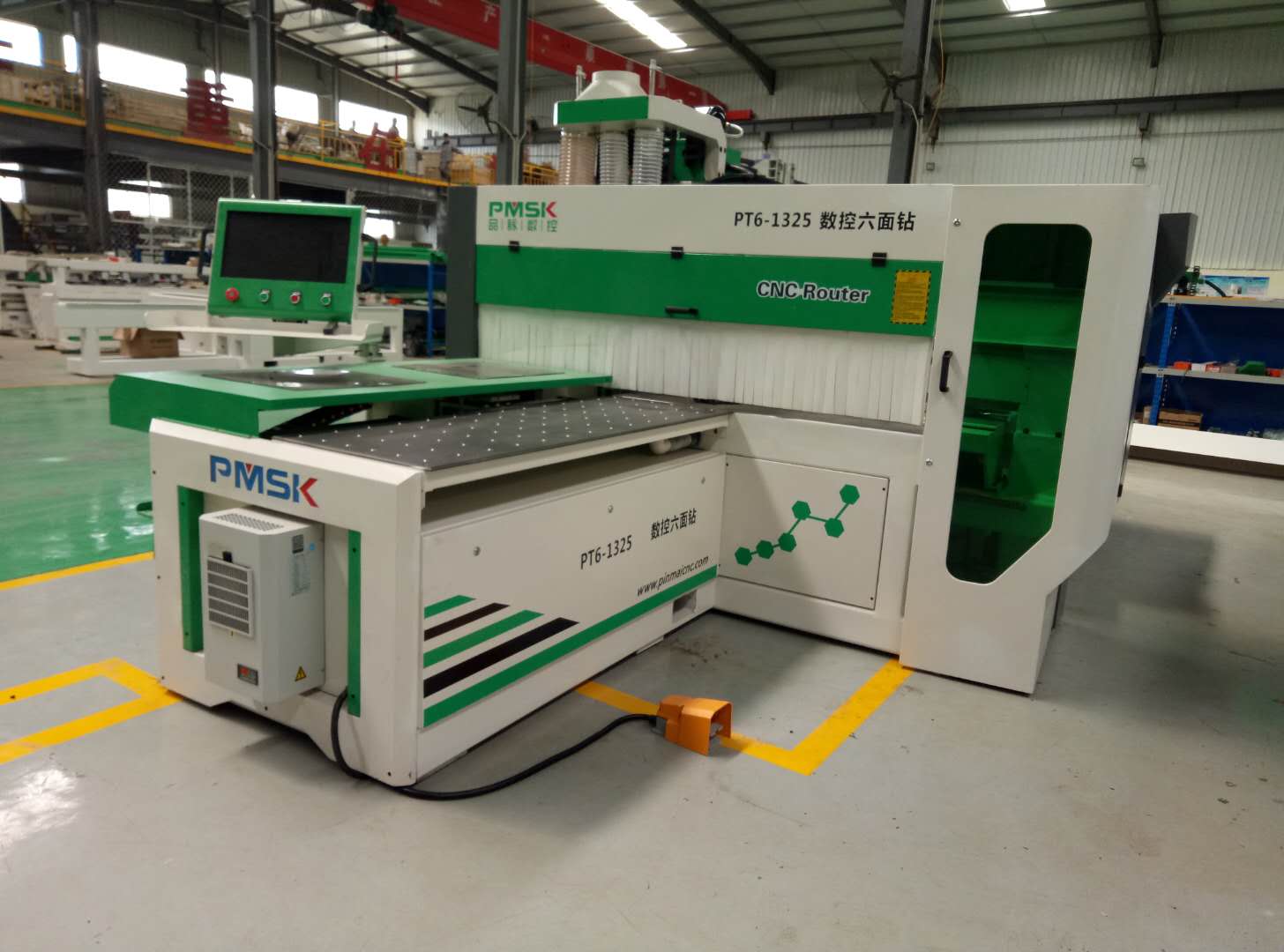 六面钻去生产厂家考察时要注意哪些细节