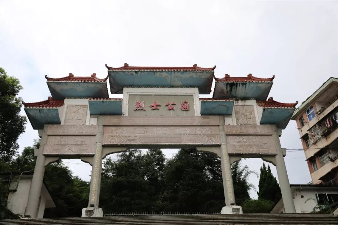 汝城县烈士公园021927年11月,朱德,陈毅率南昌起义部进入汝城县,与