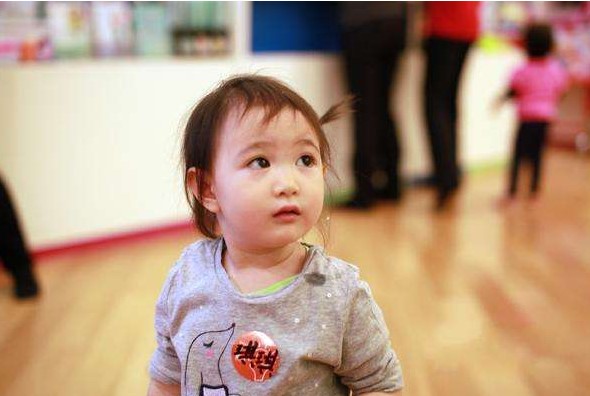 如何能养出李小鹏女儿奥利这样的女孩_孩子