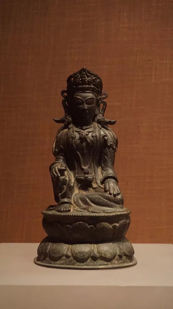 高清图汉传佛像的美让人着了迷