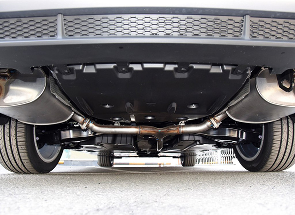 相比混动该选谁体验一汽丰田亚洲龙汽油版