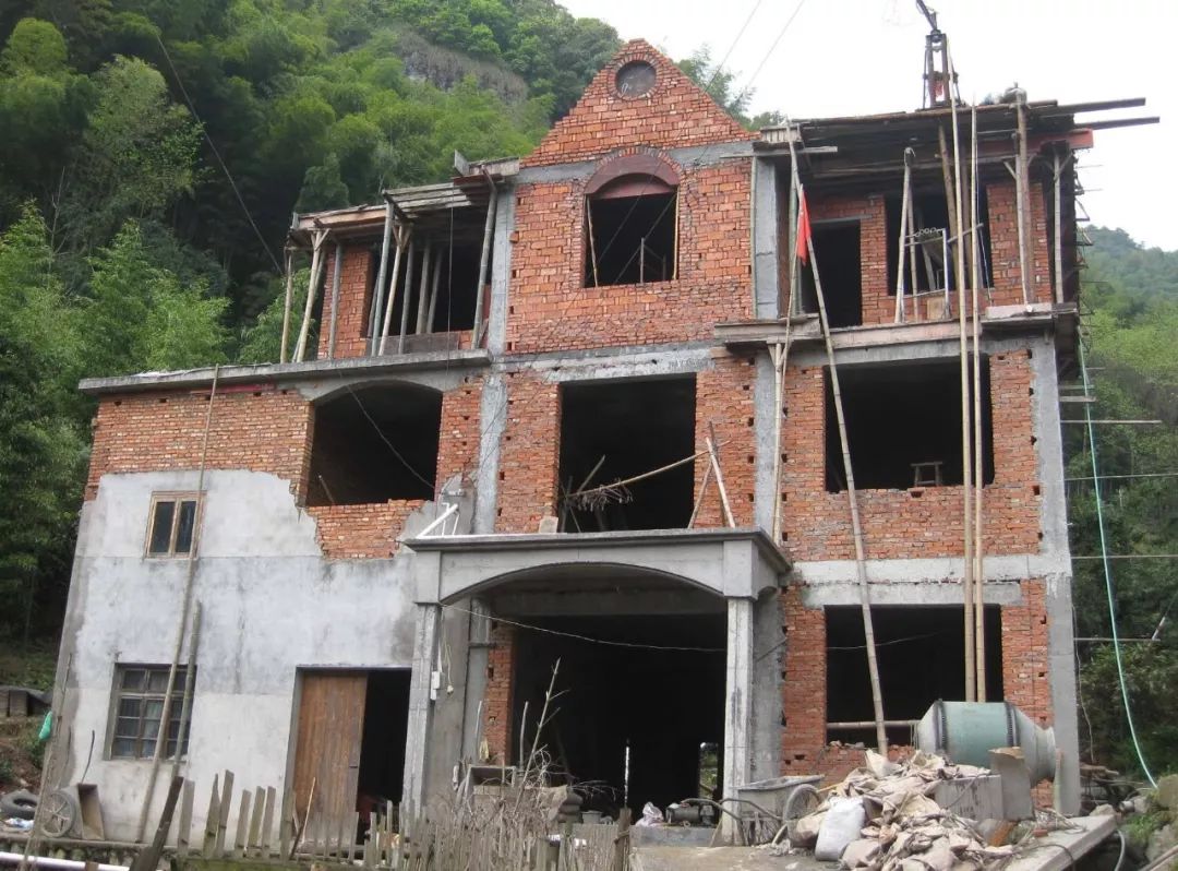 农村不能再用红砖建房村民以后拿什么盖房子