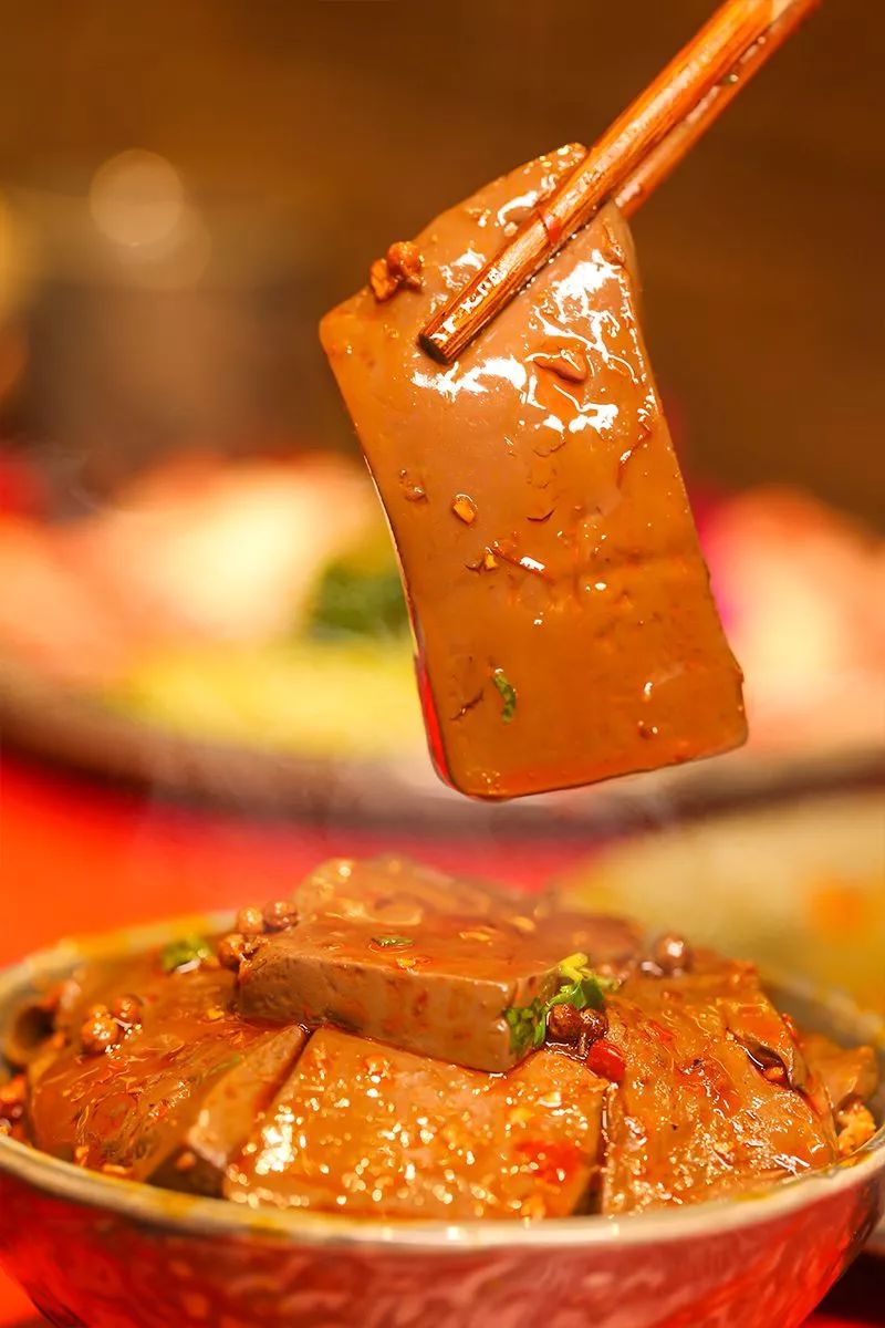 8折!风靡全国,明星组团打卡的谭鸭血老火锅空降淮安!