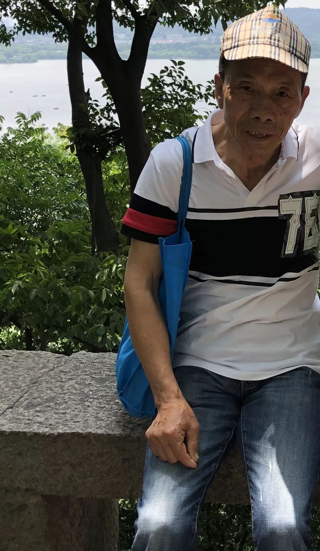 寻找水头老兵 失联50多年的老班长