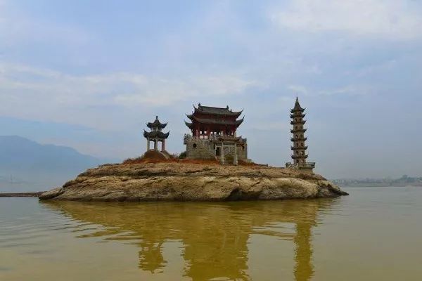 天上掉下个落星墩承载着千年的文化