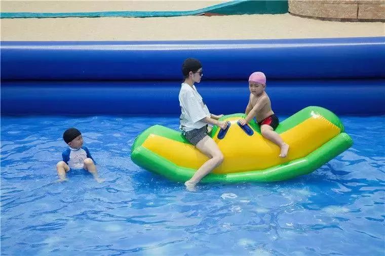 1325㎡泳池,月光秋千,跷跷板,欢乐蟹,攀爬网…带你凉透夏天!