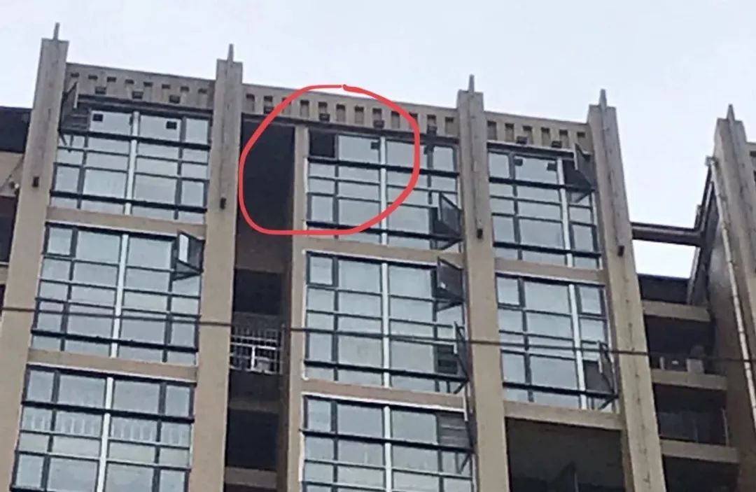 好吓人又是高空坠物绵阳2名儿童被砸伤这次落下来的是