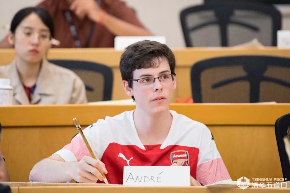 gave the opening speech, introducing tsinghuas history and