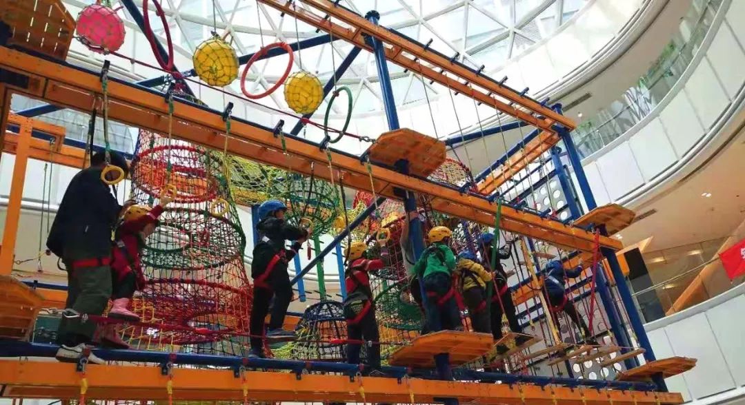 小勇士暑期福利到199限时抢购原价40元的儿童网绳穿梭套餐