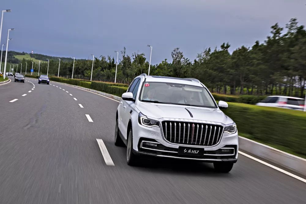 试驾红旗hs7:50万以内它会是你的首选suv吗?