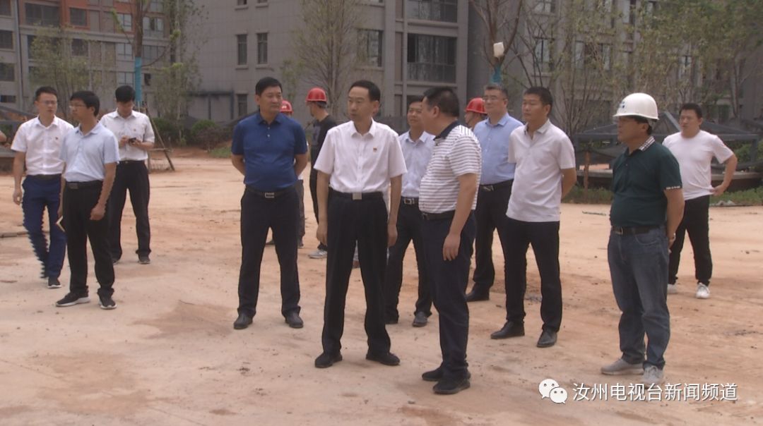 陈天富调研温泉镇项目建设