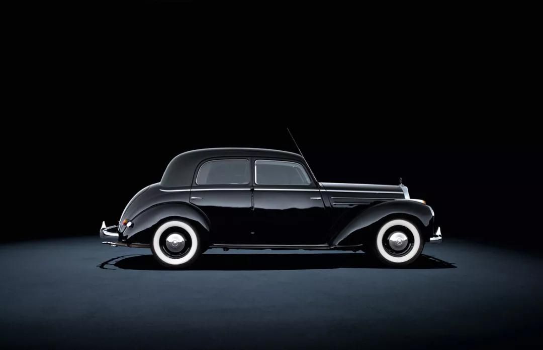 豪华轿车的权利游戏 唯技术实力才能领跑 深研奔驰s级动力系统