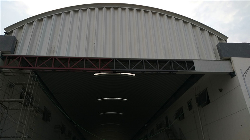 拱形屋顶的山墙安装形式