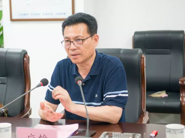 宁波市政协副主席张明华一行莅临我校海丝院指导工作