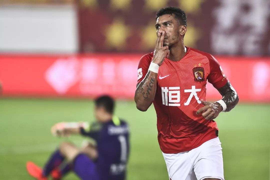 【中超】保利尼奥帽子戏法,埃尔克森回归天体献进球,广州恒大淘宝4-1