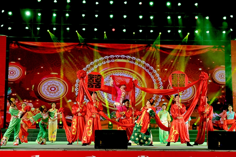 情景歌舞《河套婚礼》