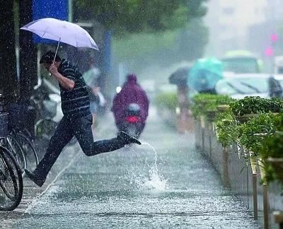 雷阵雨 中到大雨!大范围降雨马上到,谨防短时大风强降水!