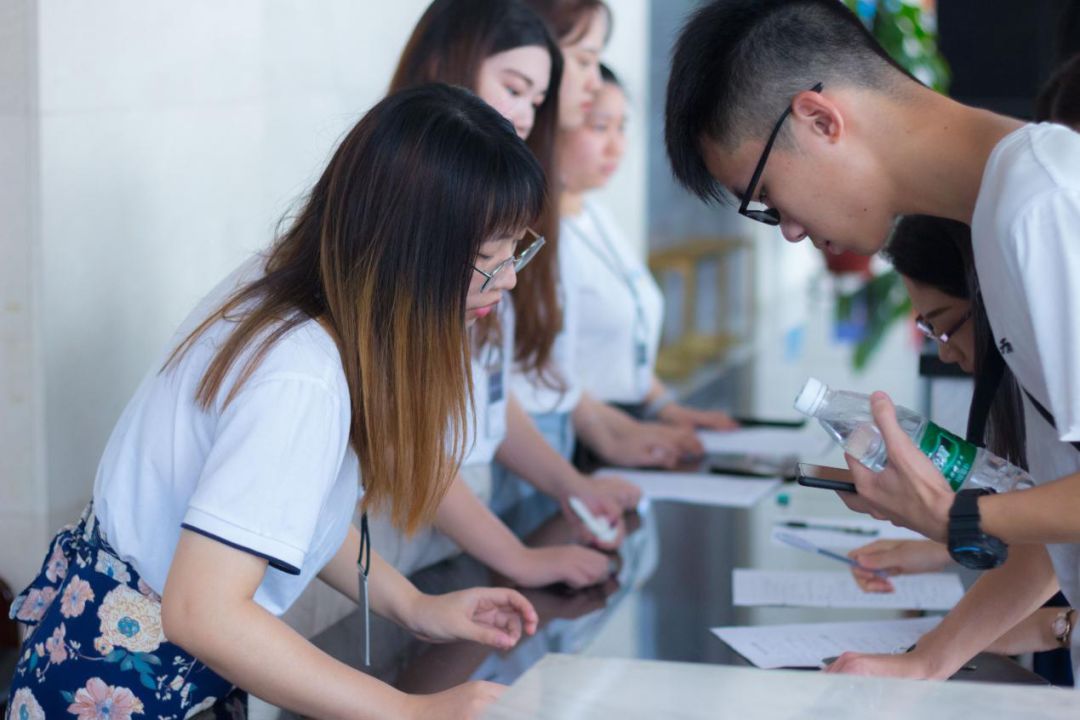 高明期待你的归来大学生见习活动开启