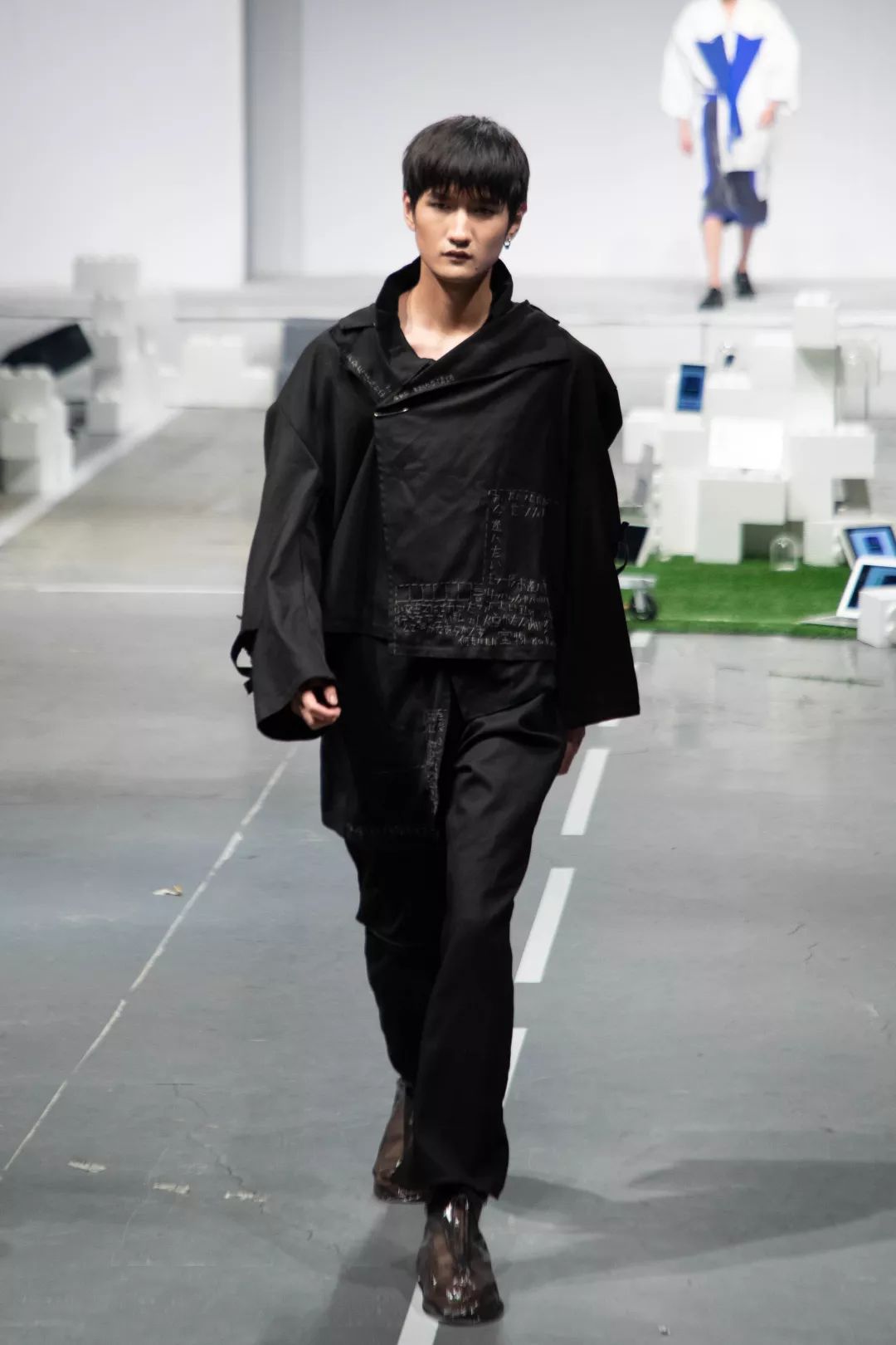 北京服装学院basement116级男装结课首秀