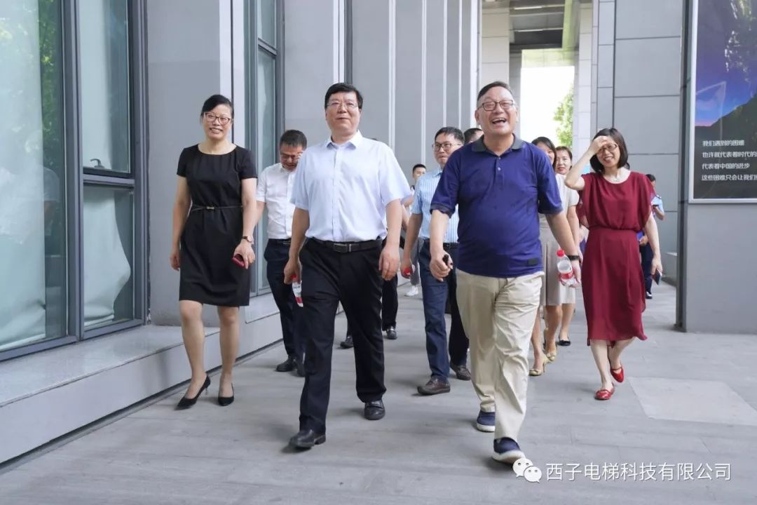 领导关怀杭州市市场监督管理局局长范建军一行莅临西子电梯科技调研
